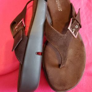 Aerosoles sandals size 8m dark brown